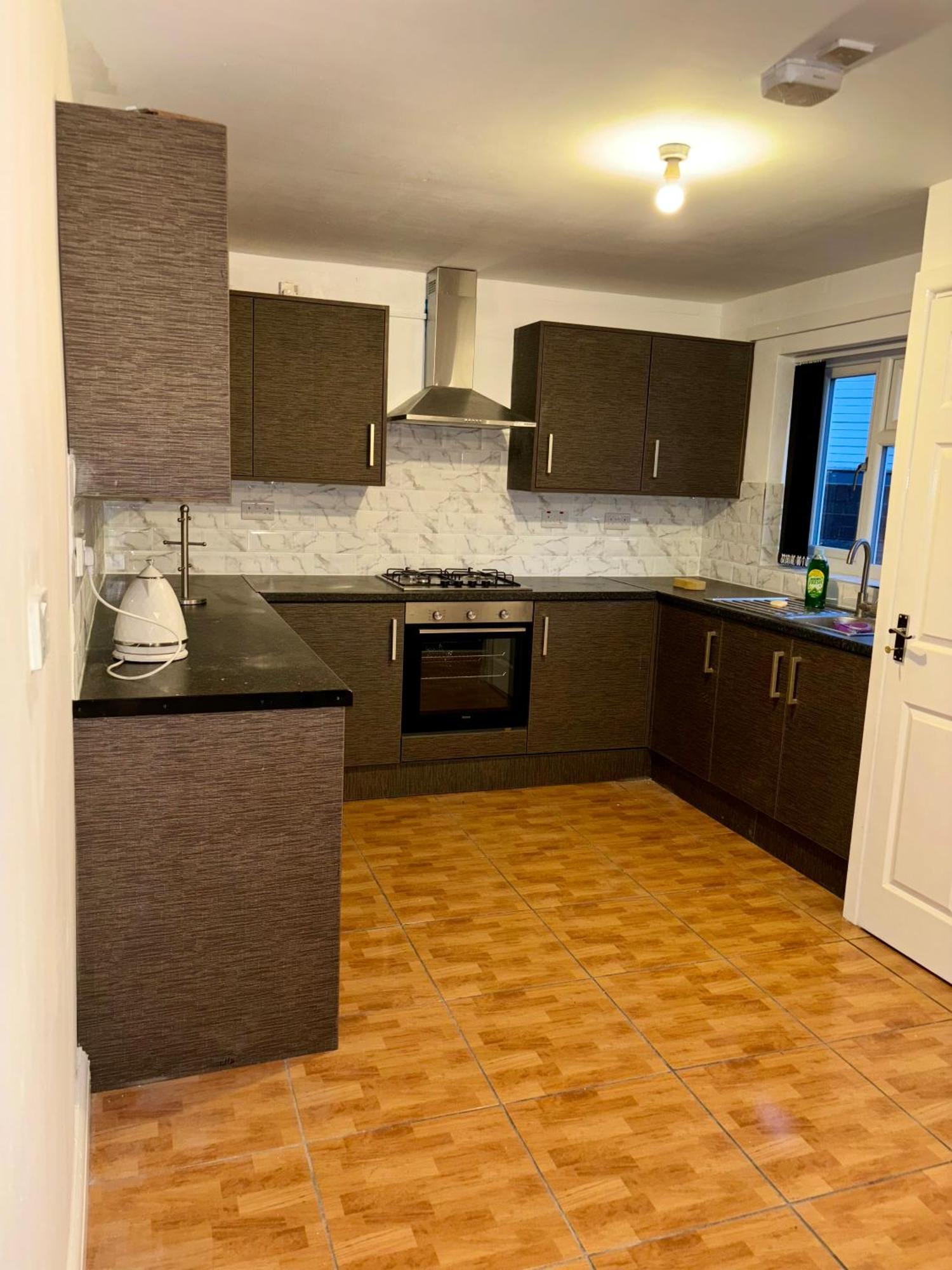 Stainless Guests House Hotel Dudley Bagian luar foto