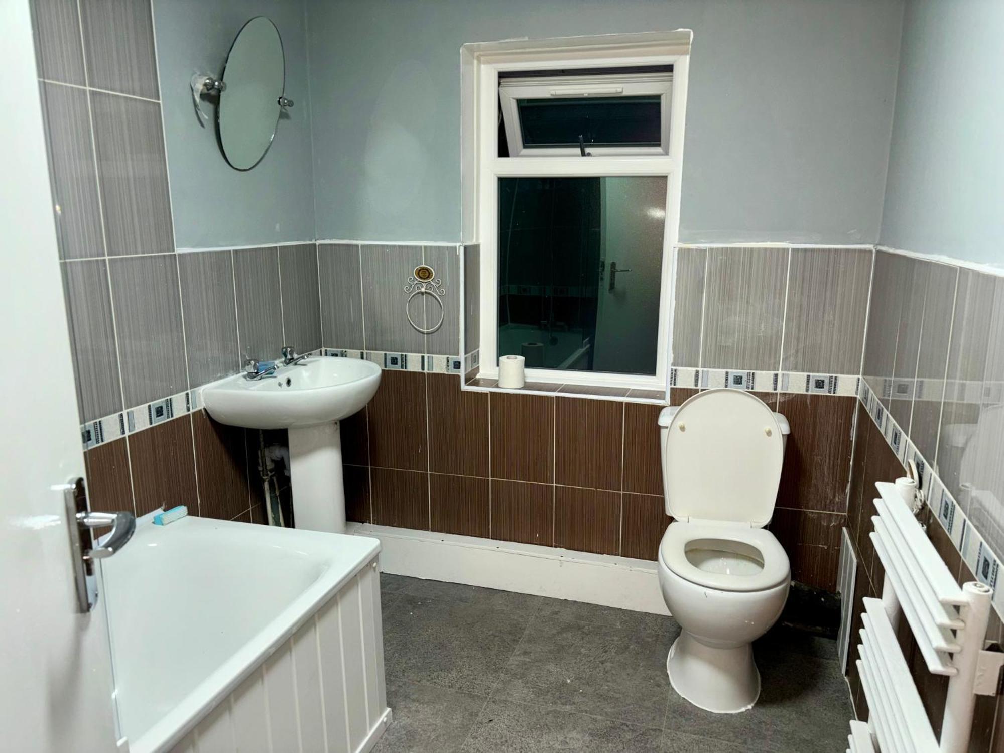Stainless Guests House Hotel Dudley Bagian luar foto